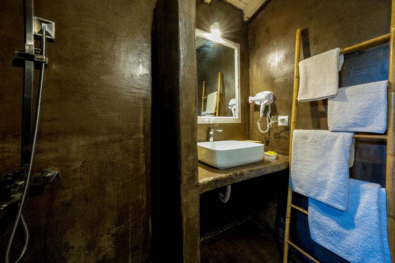 Petra Mare Suites 보우르보우로우 외부 사진